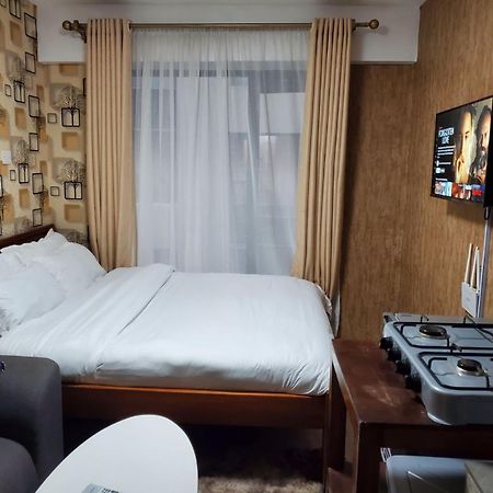 Lovely & Cozy Compact Studio Near Airport With Rooftop View Nairobi Exterior foto