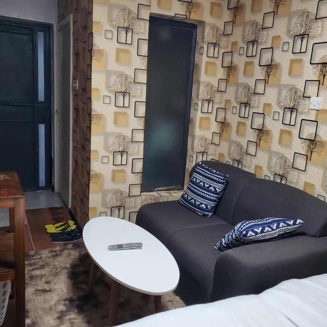 Lovely & Cozy Compact Studio Near Airport With Rooftop View Nairobi Exterior foto