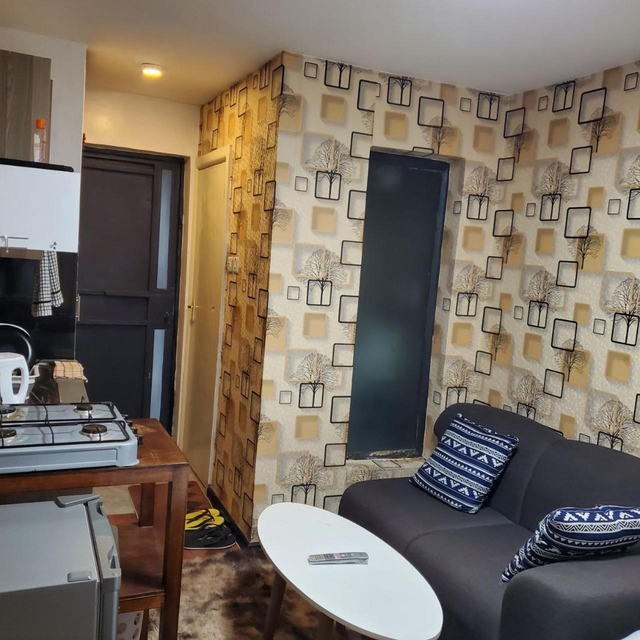 Lovely & Cozy Compact Studio Near Airport With Rooftop View Nairobi Exterior foto