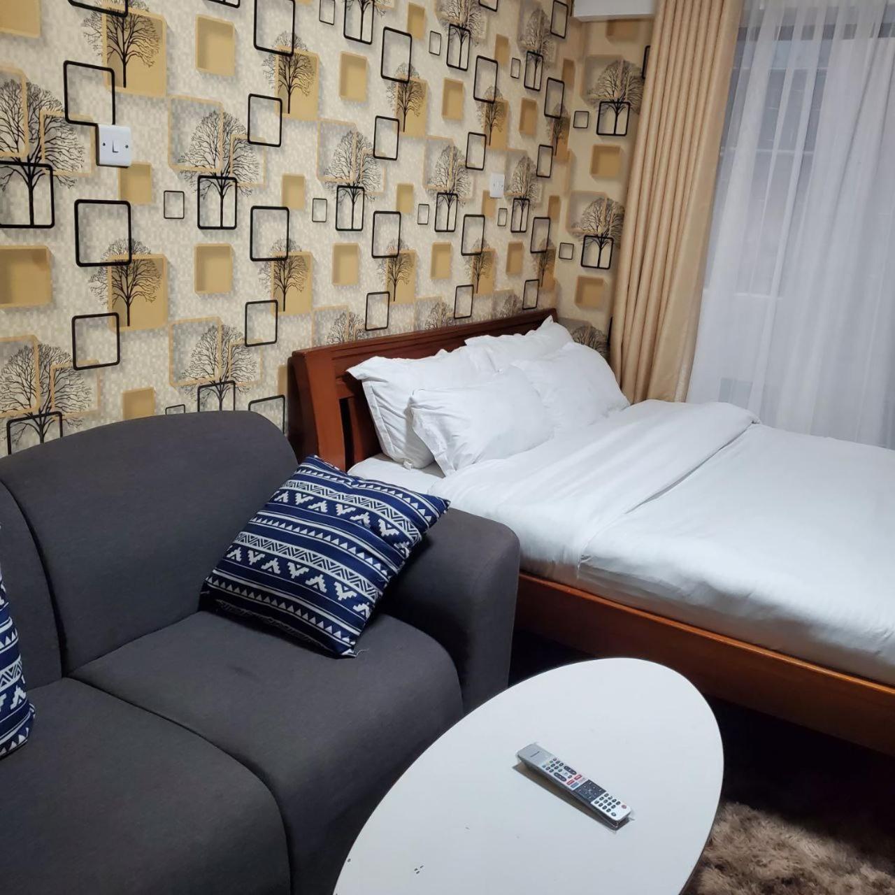 Lovely & Cozy Compact Studio Near Airport With Rooftop View Nairobi Exterior foto
