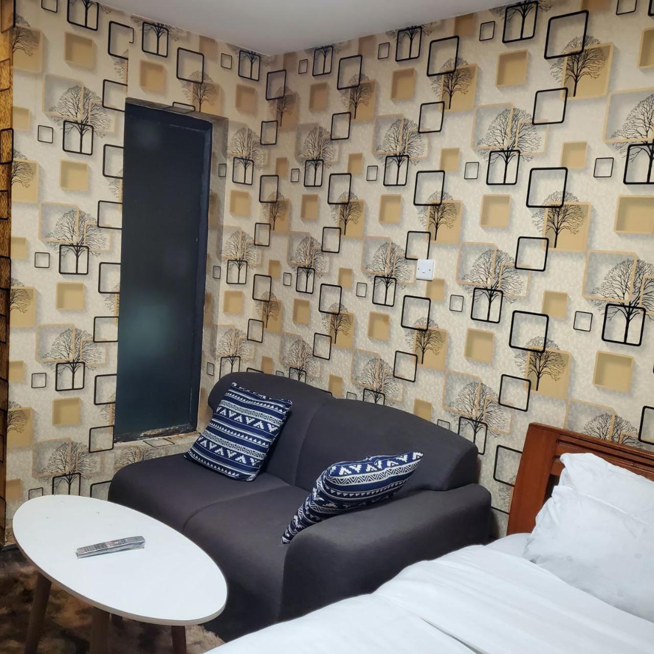 Lovely & Cozy Compact Studio Near Airport With Rooftop View Nairobi Exterior foto